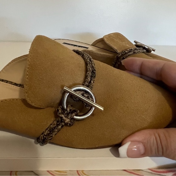 Violet & Red Selma Camel Leather Mules - Picture 3 of 8